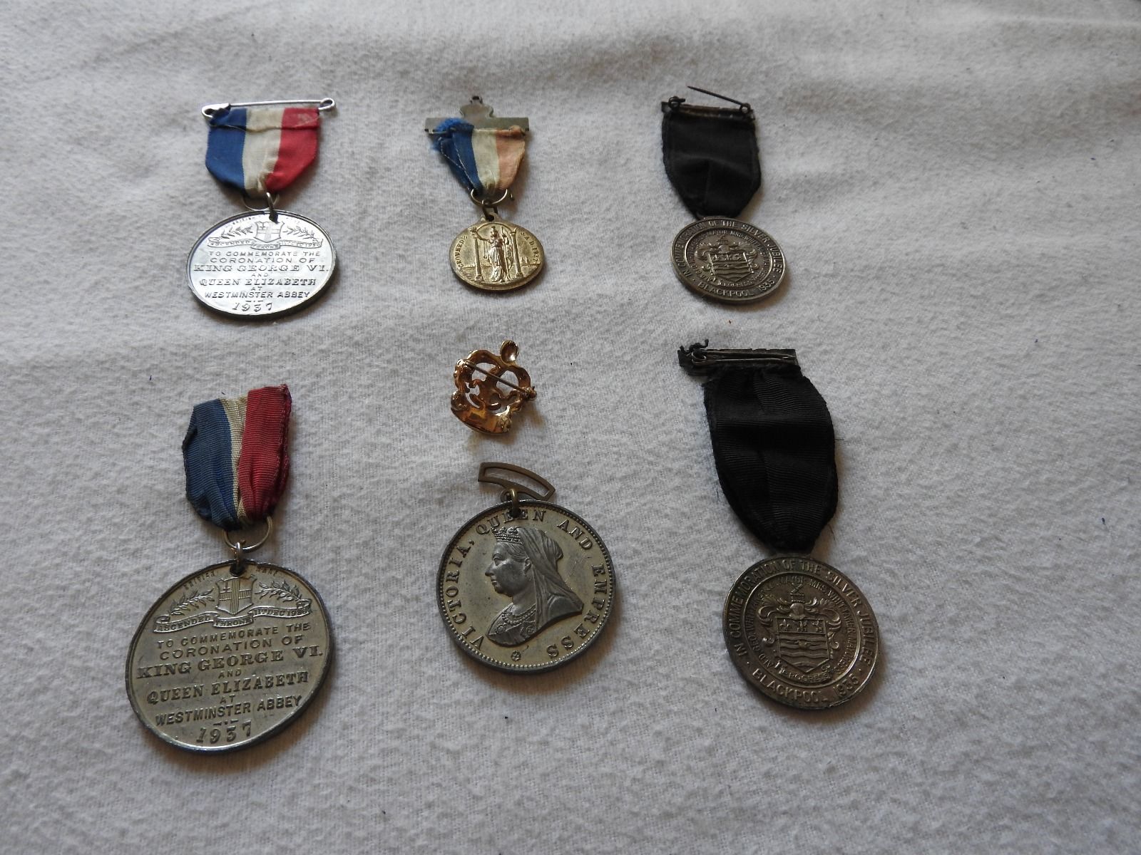 JOB LOT COMMEMORATIVE MEDALS FOR VARIOUS ROYAL OCCASIONS - Image 2