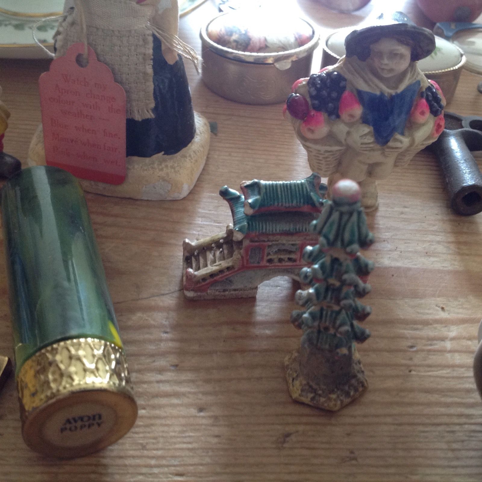 JOB LOT ANTIQUE/VINTAGE COLLECTABLES & CURIOS - S/Plate/porcelain/shell Now £23! - Image 9