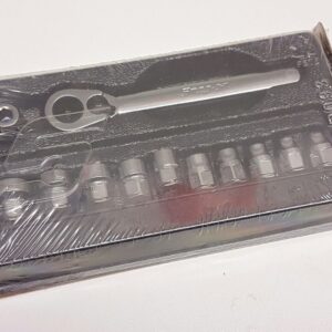 Snap On 1/4" NEW Low Profile Socket Set with Ratchet.