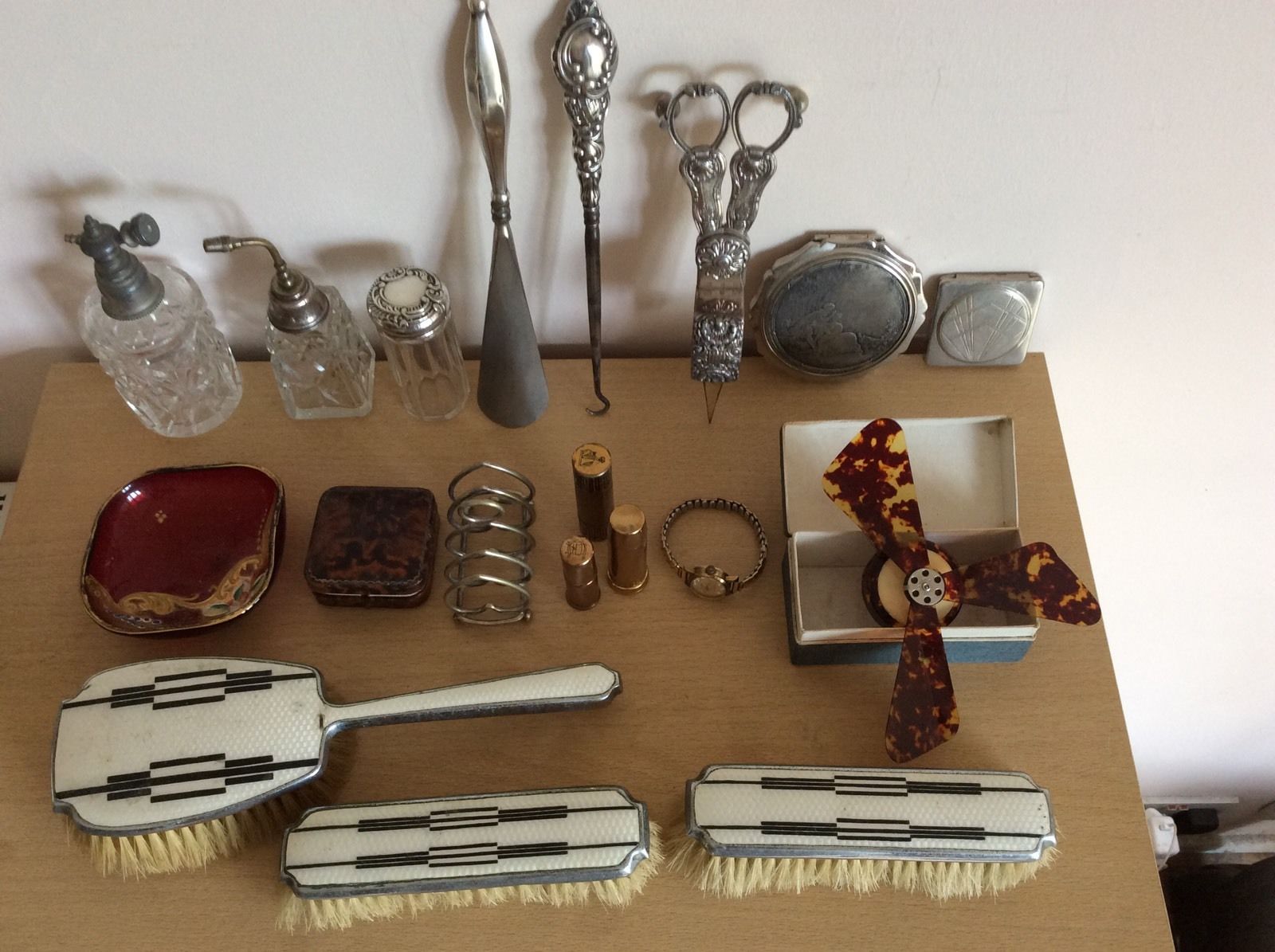 Job Lot Vintage / Classic / Artwork Deco Girls Collectables Together with Stable Silver - Image 2