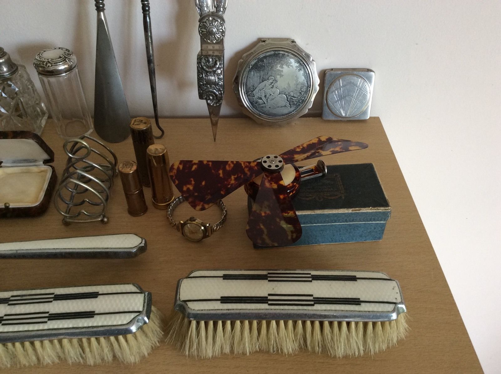 Job Lot Vintage / Classic / Artwork Deco Girls Collectables Together with Stable Silver - Image 9