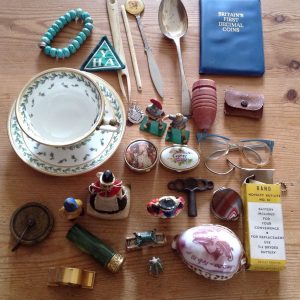JOB LOT ANTIQUE/VINTAGE COLLECTABLES & CURIOS - S/Plate/porcelain/shell Now £23!