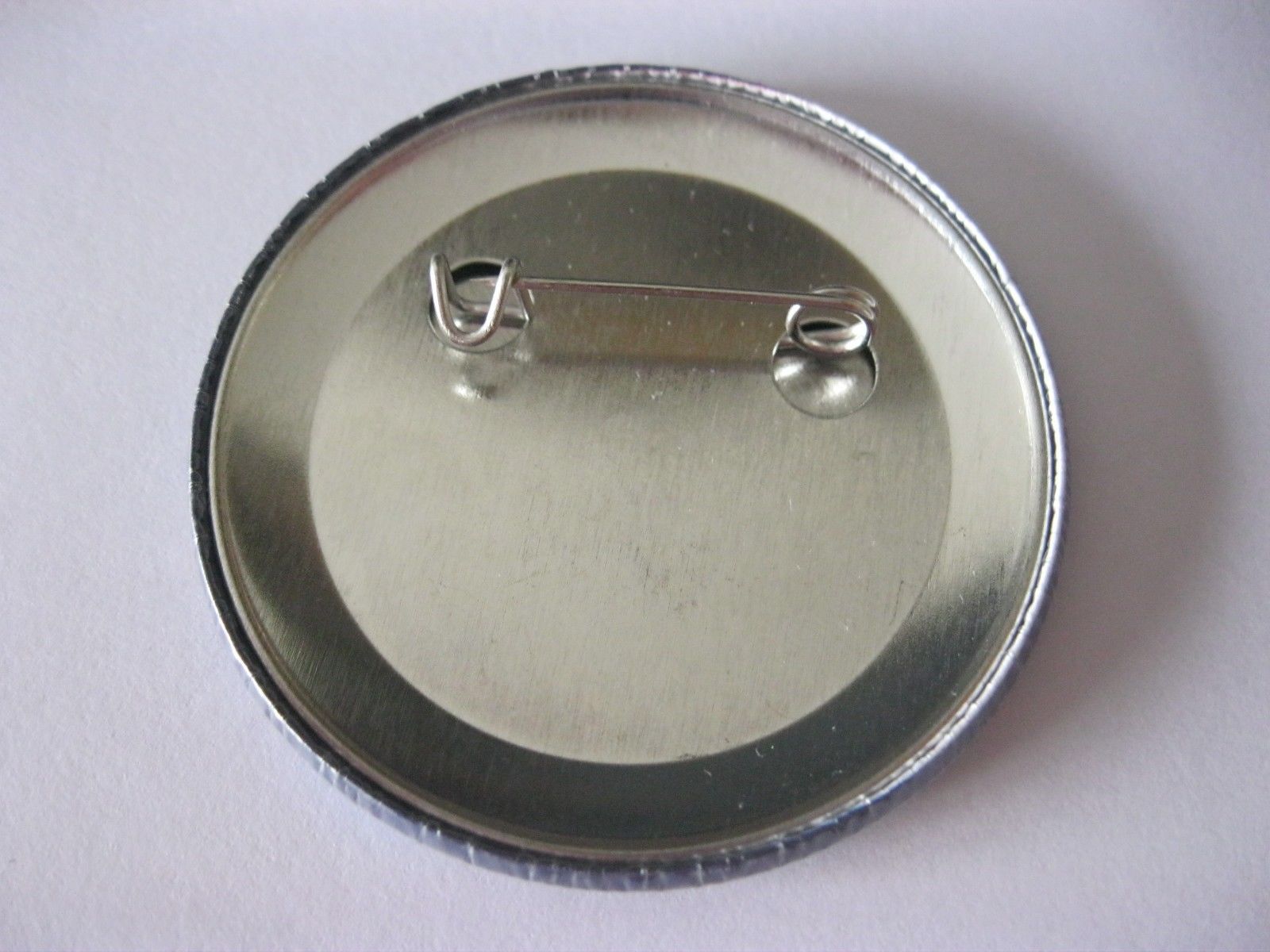 40th Birthday Badge - Greatest Issues have been Made in 1977pin 50millimetre birthday present BLACK - Image 2