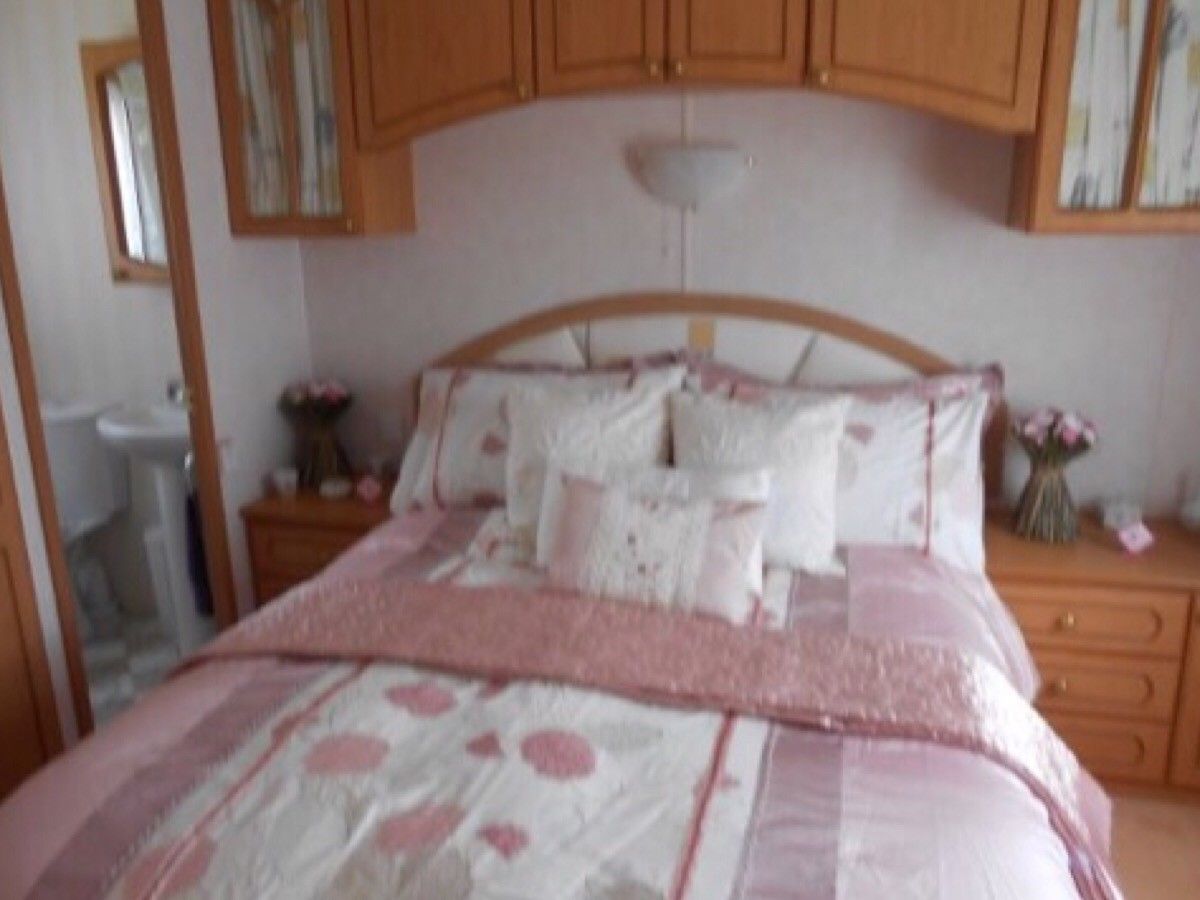Prime of your Differ PLATNIUM Let Trip Hire @ Havens Weymouth Bay Dorset - Image 10