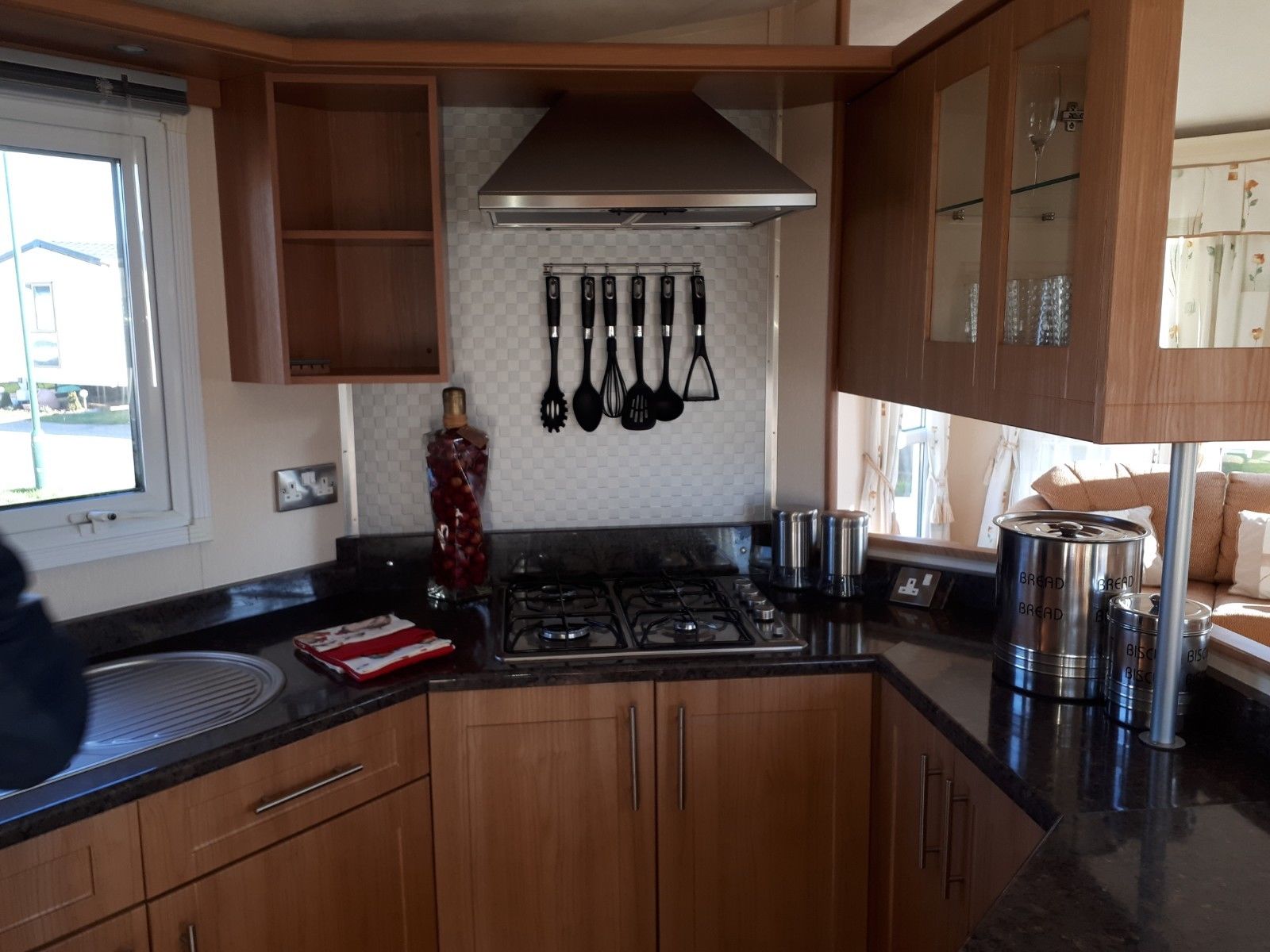 Static Carvan For Lease Marine Trip Park Rhyl - Image 7