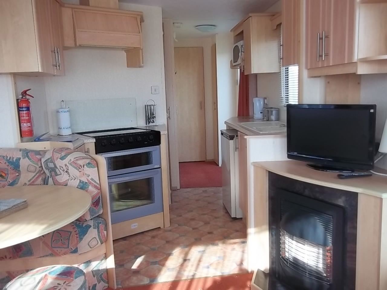4 Berth Caravan To Lease Lease Let Ingoldmells Skegness - Image 5