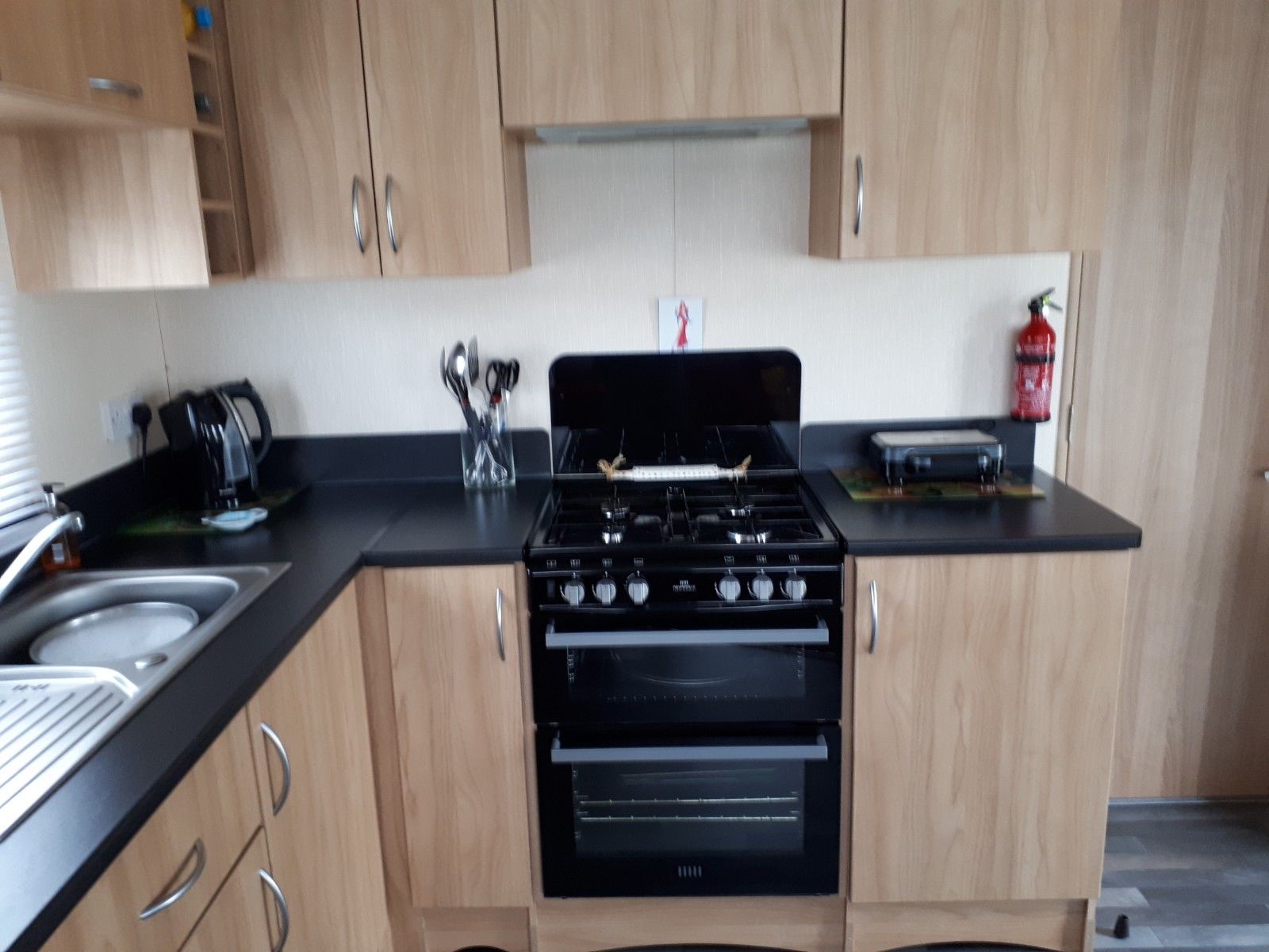Luxurious Caravan ,for make use of at Chapel St Leonards Skegness, - Image 3