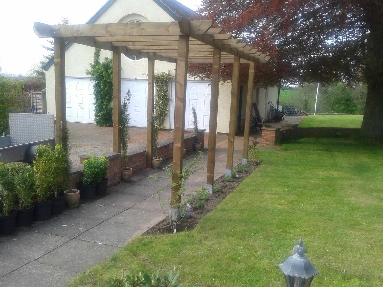 Handmade Wooden Garden Pergola Construction 10ft x 10ft - Made to Measure - Image 3