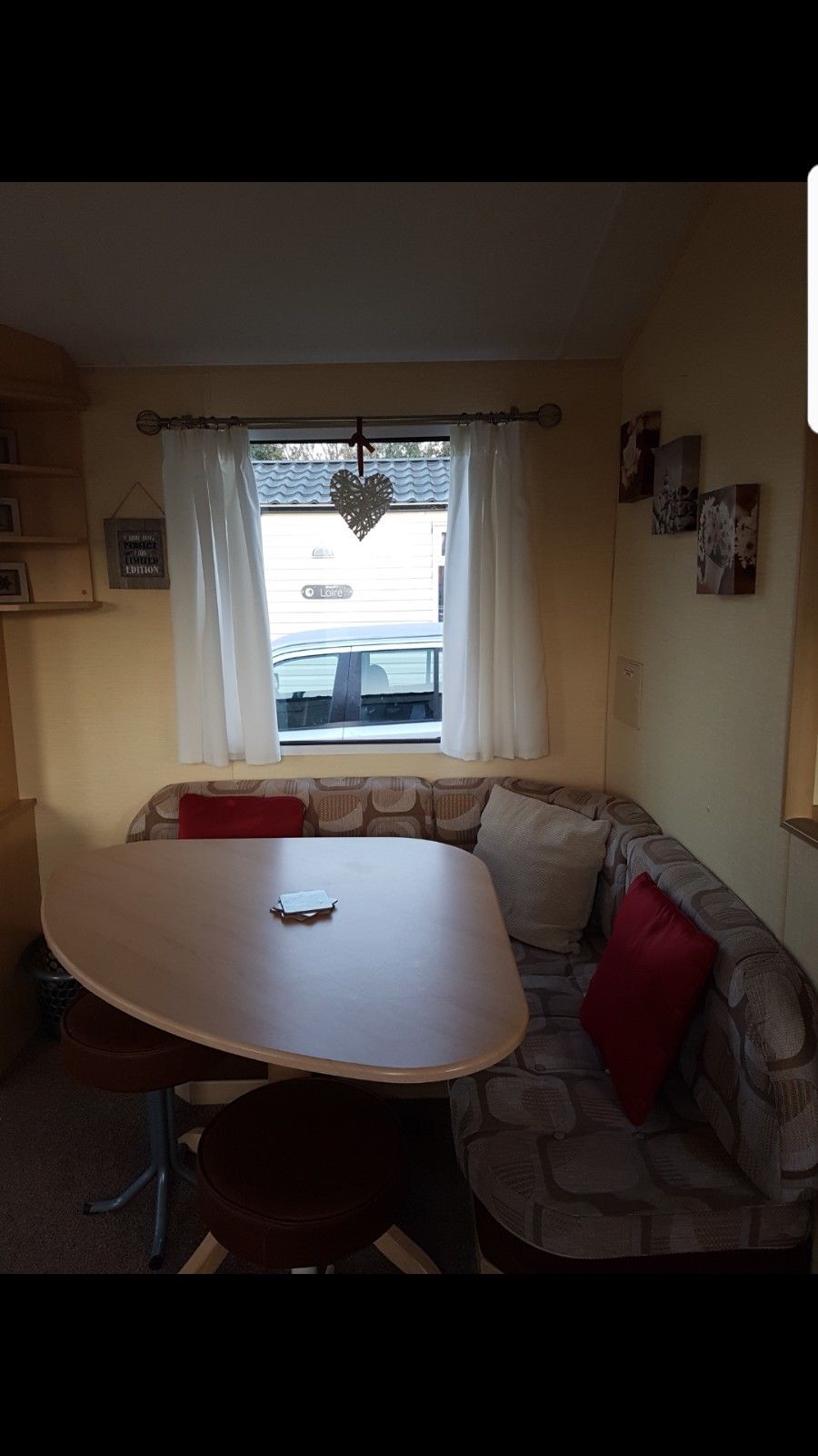 CARAVAN FOR Make use of AT THORPE PARK CLEETHORPES - Image 3