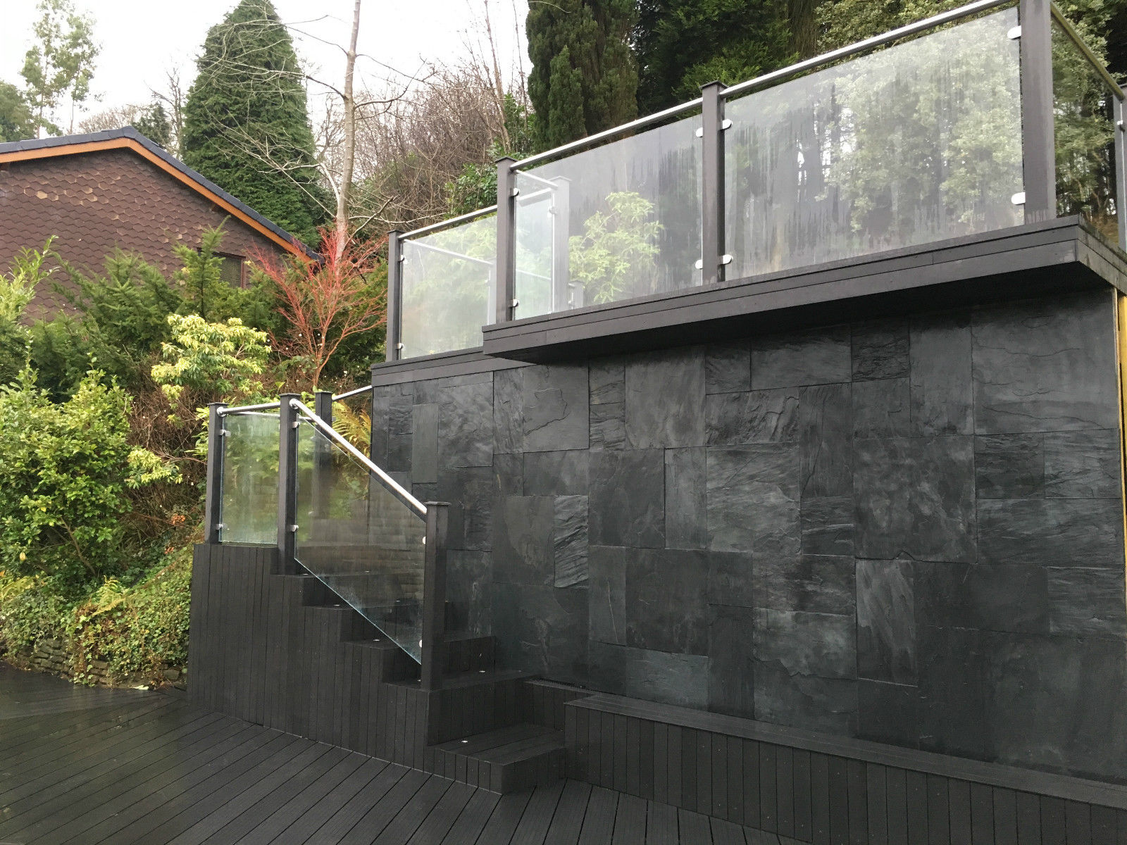 Composite Decking Clarity Charcoal 28 Square Metre Pack (incl. fixings) - Image 2