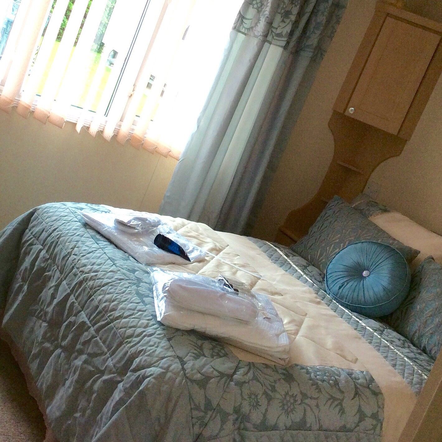 Trip Home, Cell Home STATIC CARAVAN HIRE . IN NORTH WALES - Image 5
