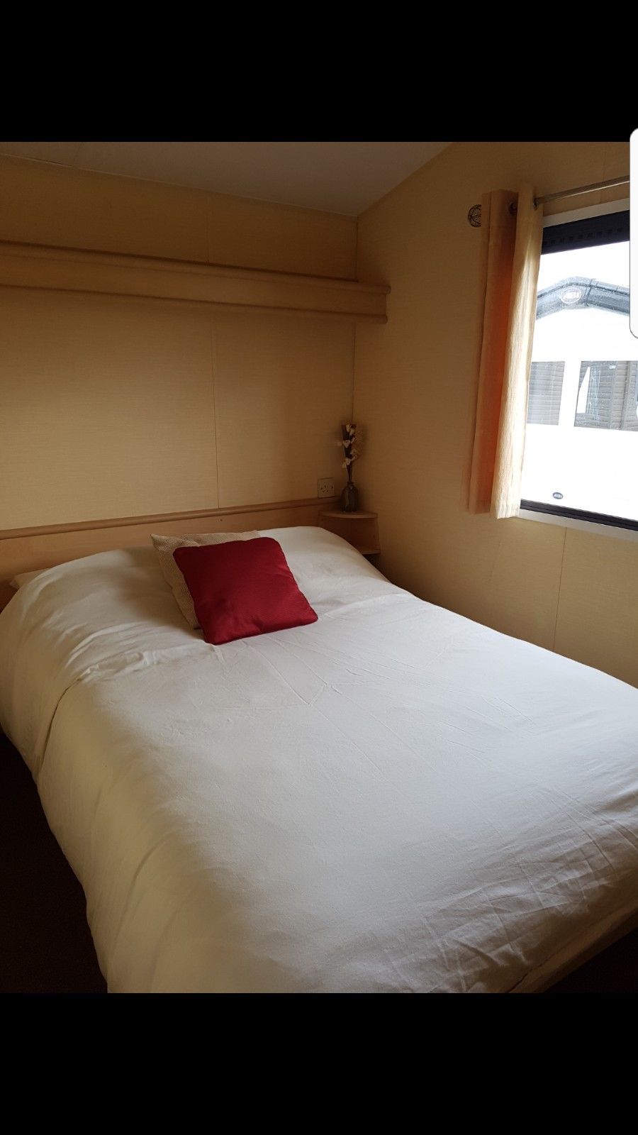 CARAVAN FOR Make use of AT THORPE PARK CLEETHORPES - Image 7