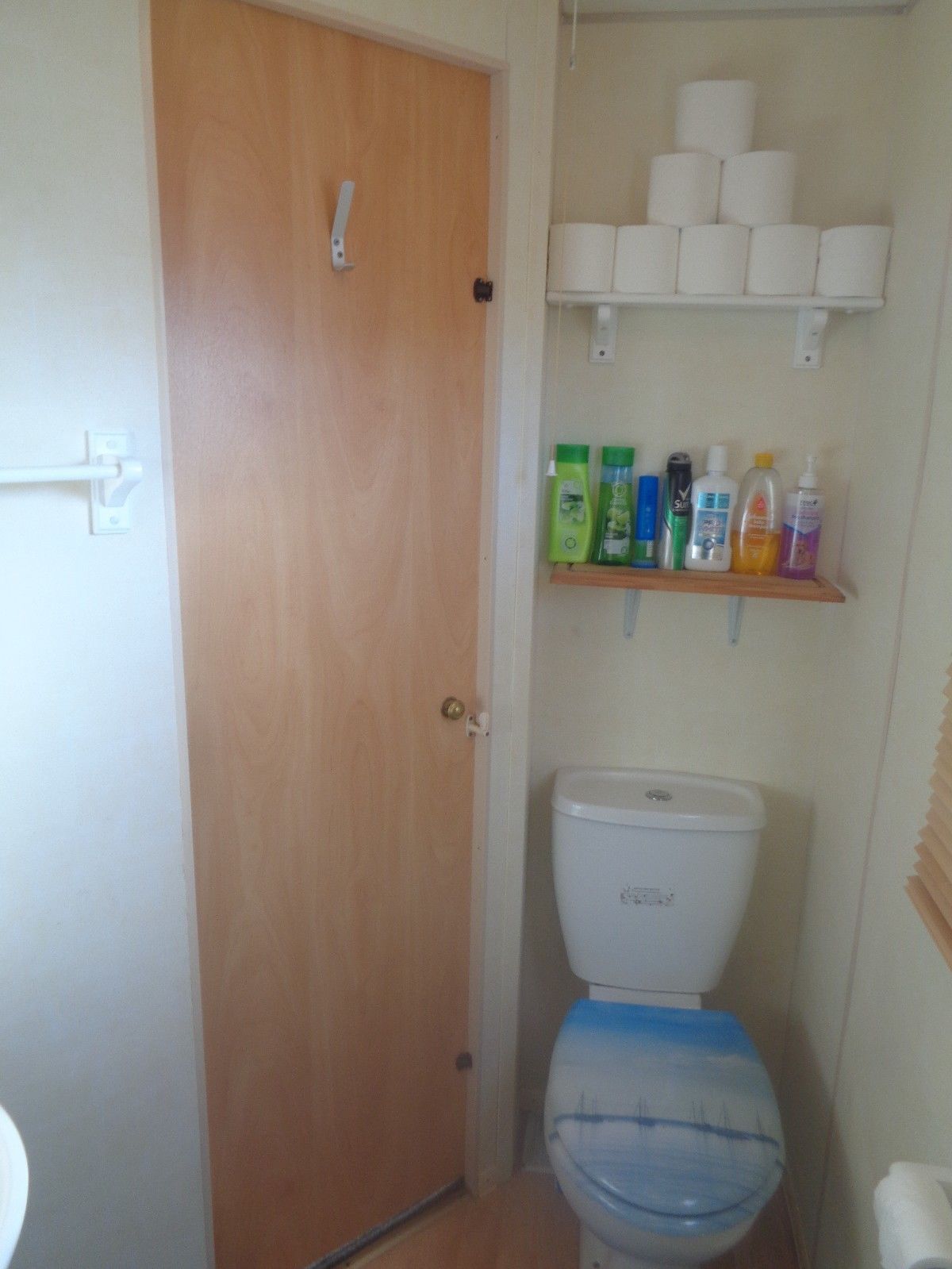 Caravan rental 18 Devon / Cornwall border PL159SG 6 berth - Image 9