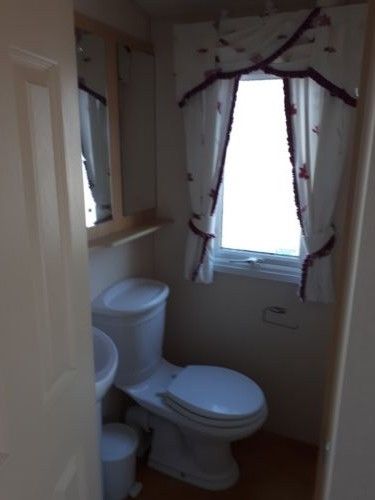 Static Carvan For Lease Marine Trip Park Rhyl - Image 11