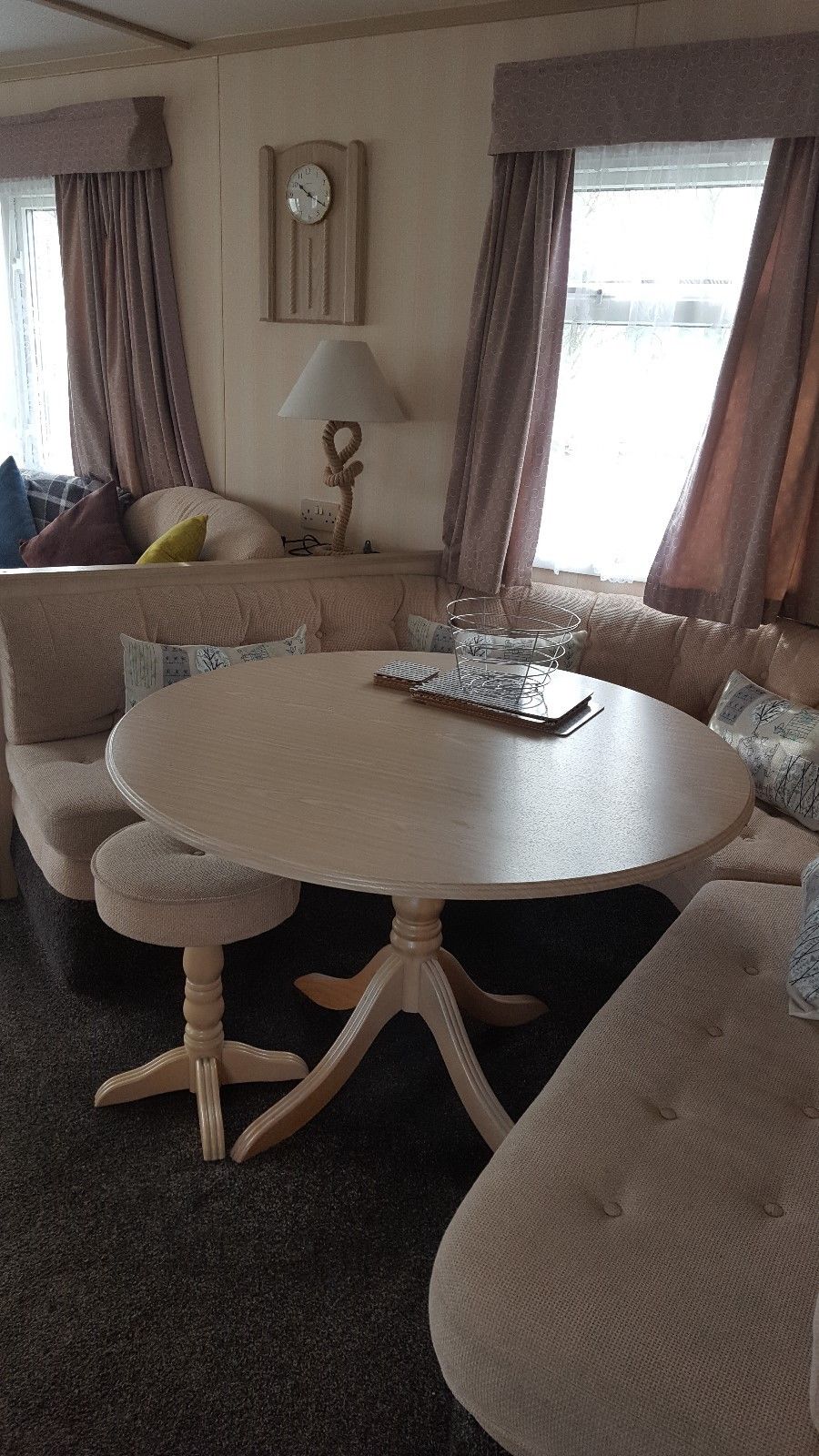 2-Bedroom, 6-Berth Caravan for Rent at Southview Skegness - Book Now! - Image 4