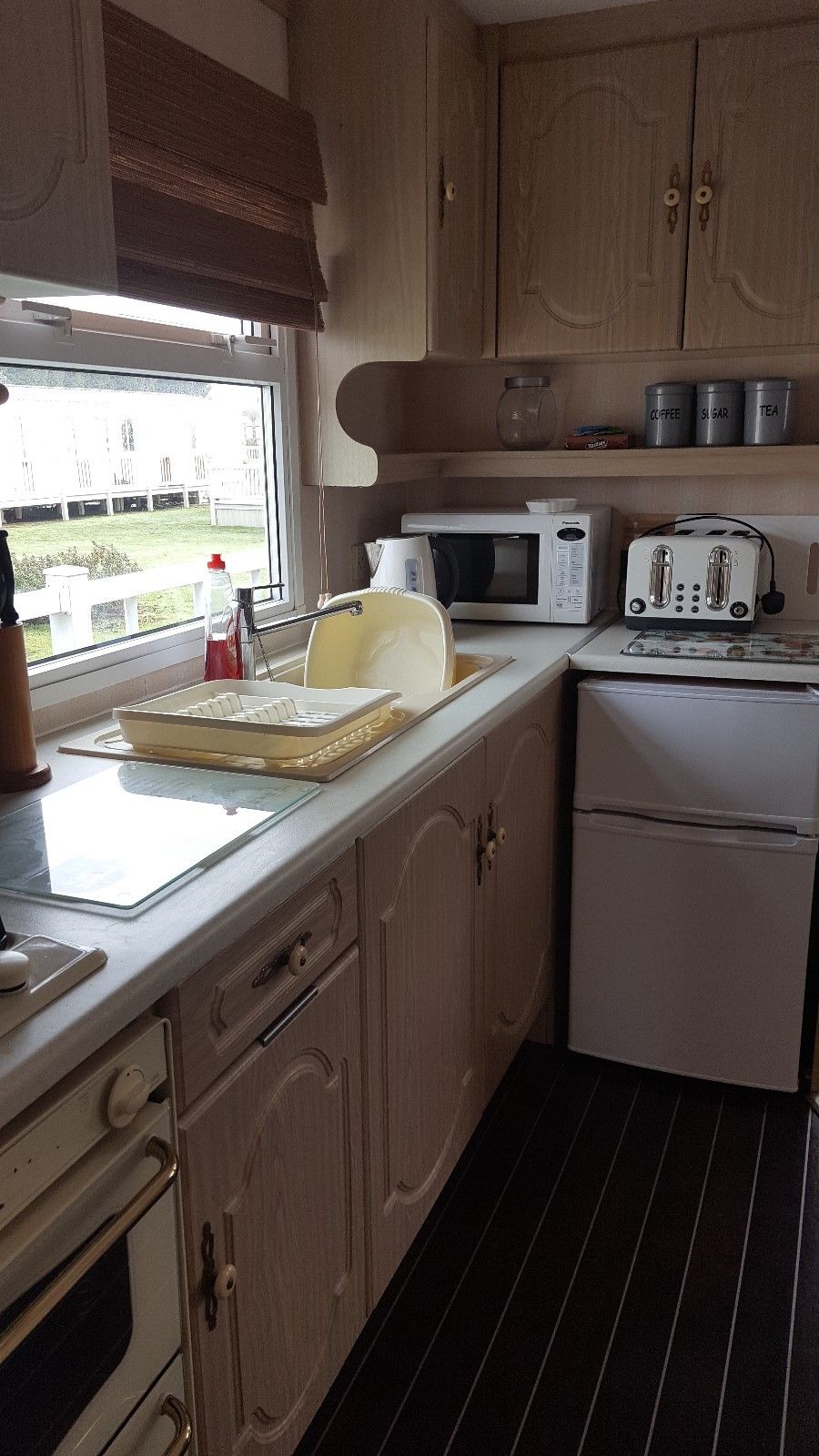 2-Bedroom, 6-Berth Caravan for Rent at Southview Skegness - Book Now! - Image 3